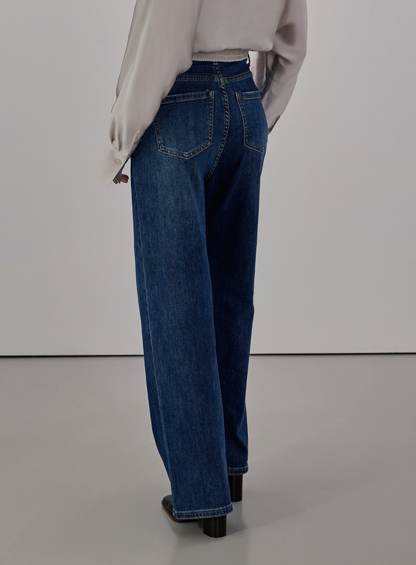 假兩件式光澤交叉上衣